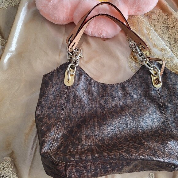 MK Shoulder Bag - Picture 8 of 8